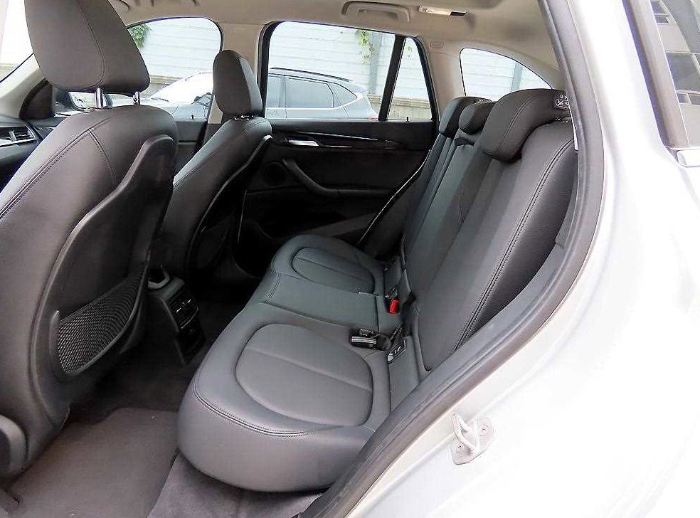 BMW X1 xDrive 18d 프리미엄 사진 6
