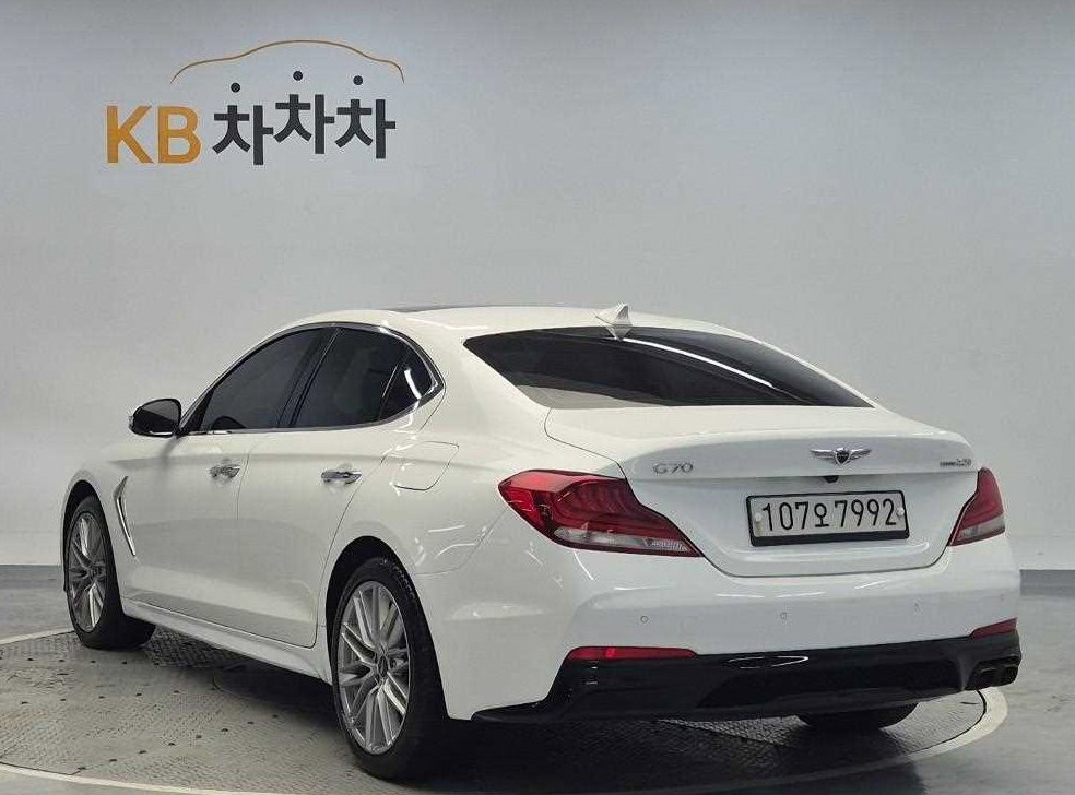 제네시스 G70 2.2D AWD 사진 2