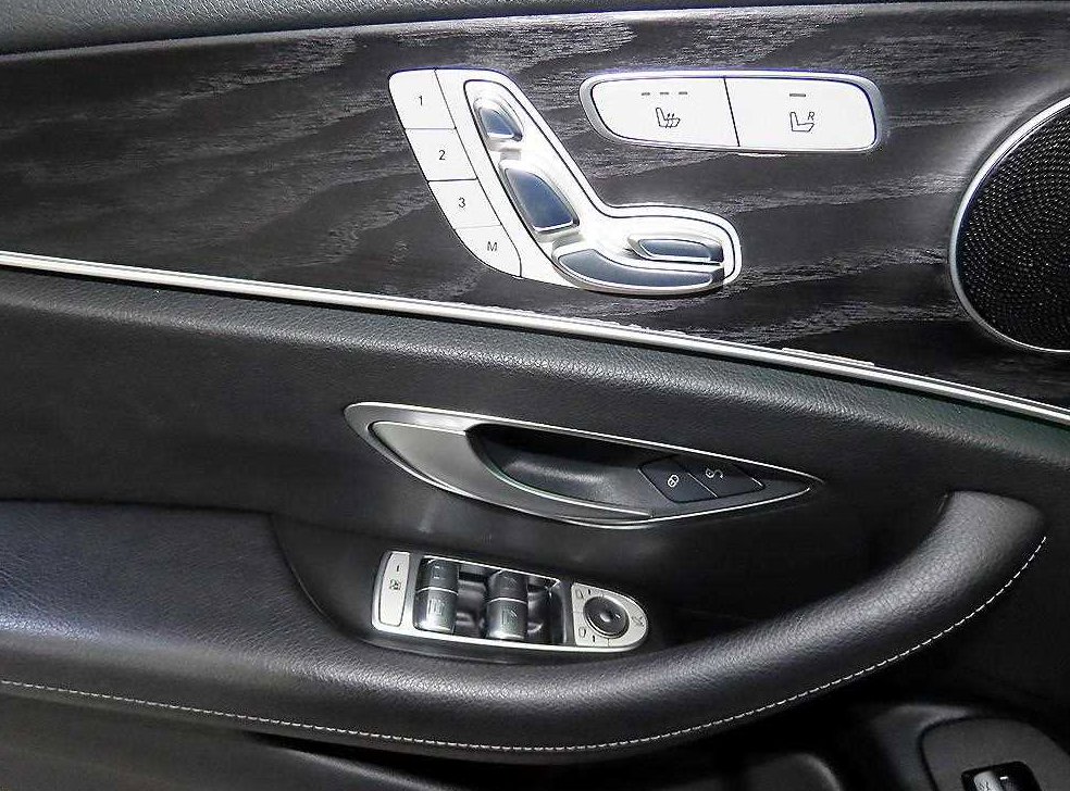벤츠 E 클래스 E220d 아방가르드 사진 14