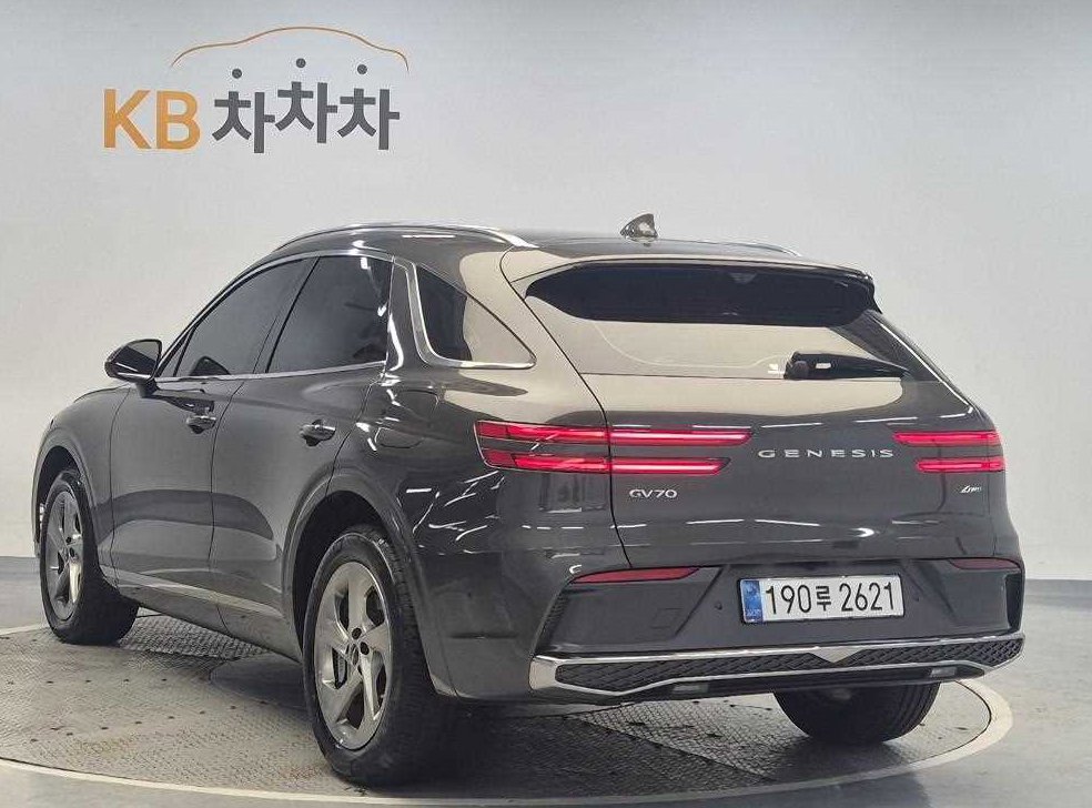제네시스 GV70 2.5T 가솔린 AWD 사진 2