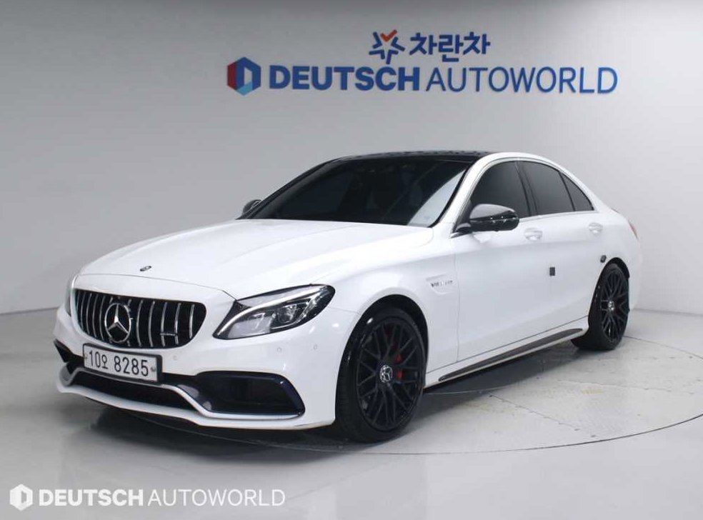 벤츠 C 클래스 C63 AMG