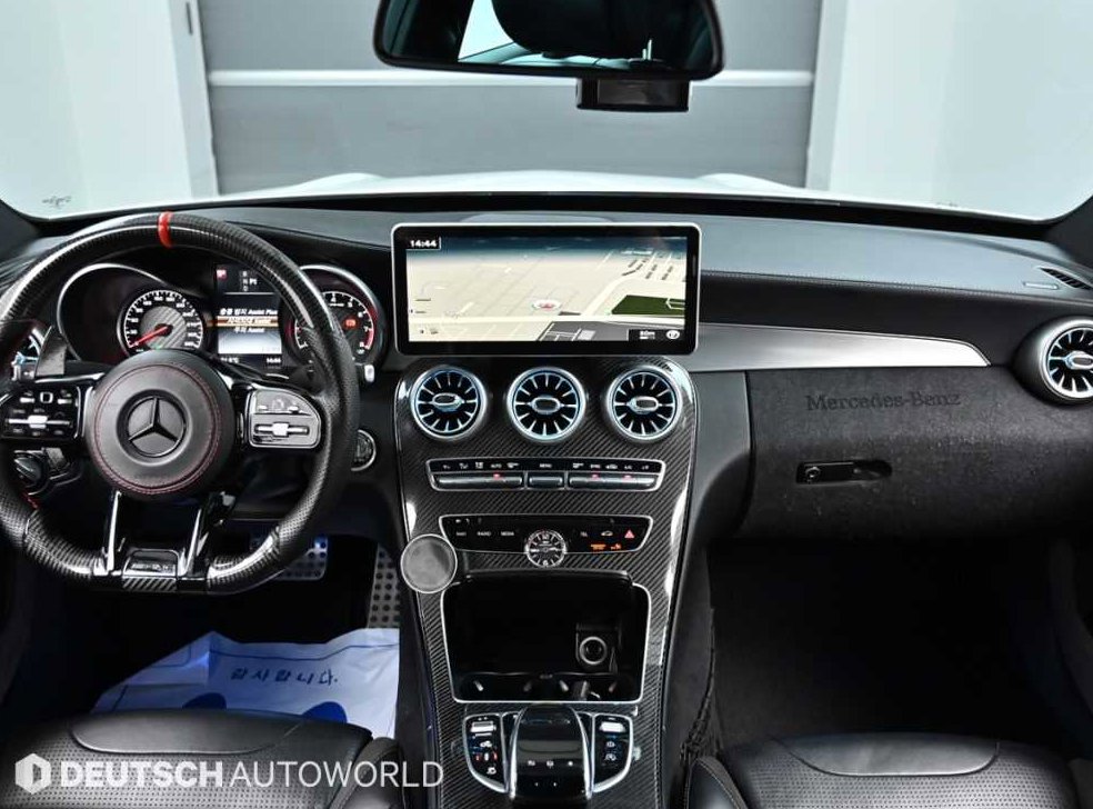 벤츠 C 클래스 C63 AMG 사진 7