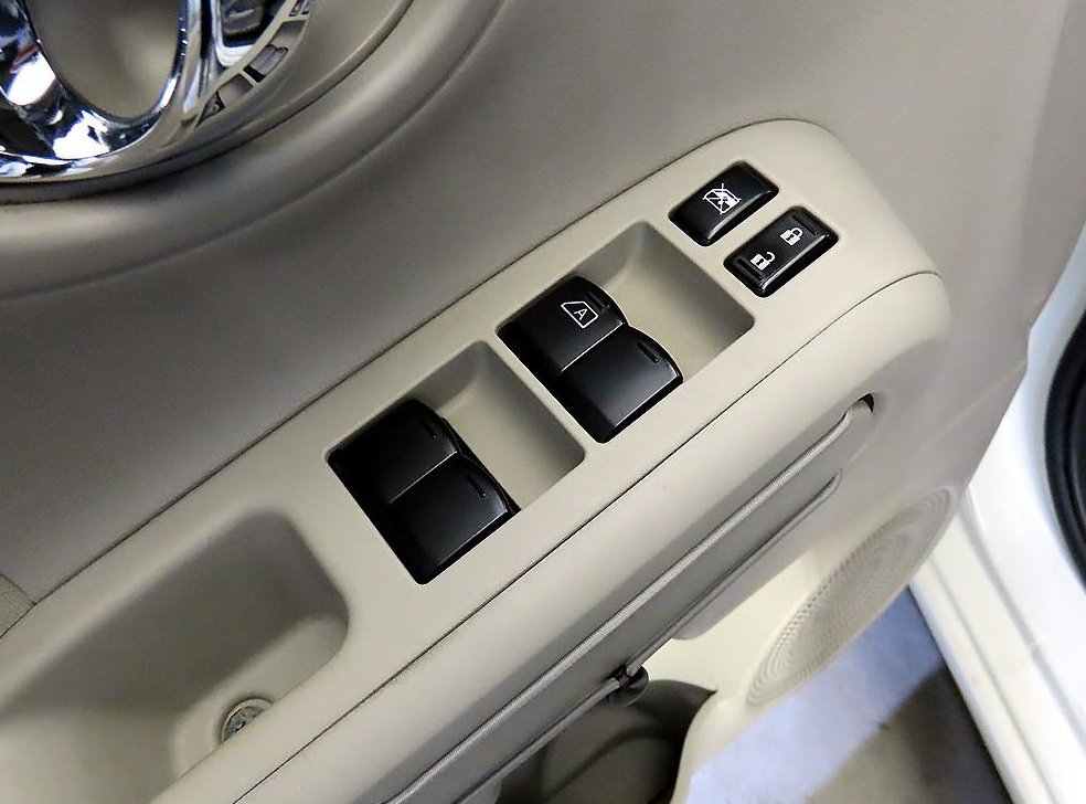 닛산 큐브 1.8 S 사진 13