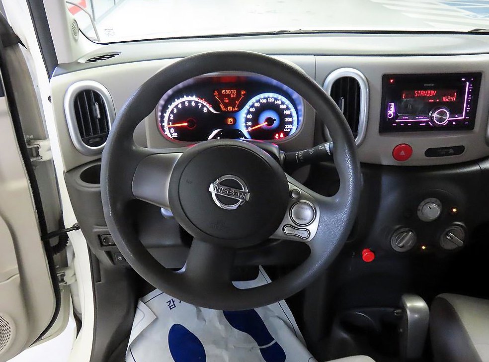 닛산 큐브 1.8 S 사진 8