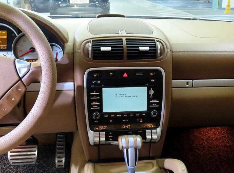포르쉐 카이엔 4.8 GTS 사진 11