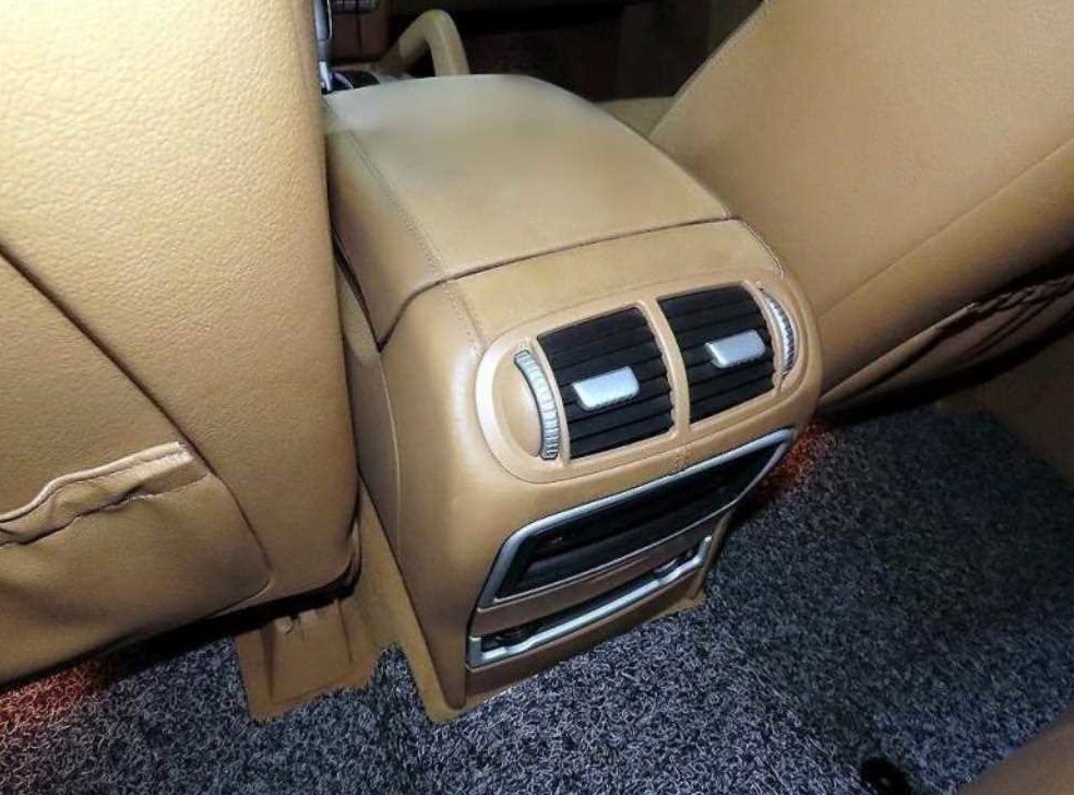 포르쉐 카이엔 4.8 GTS 사진 14