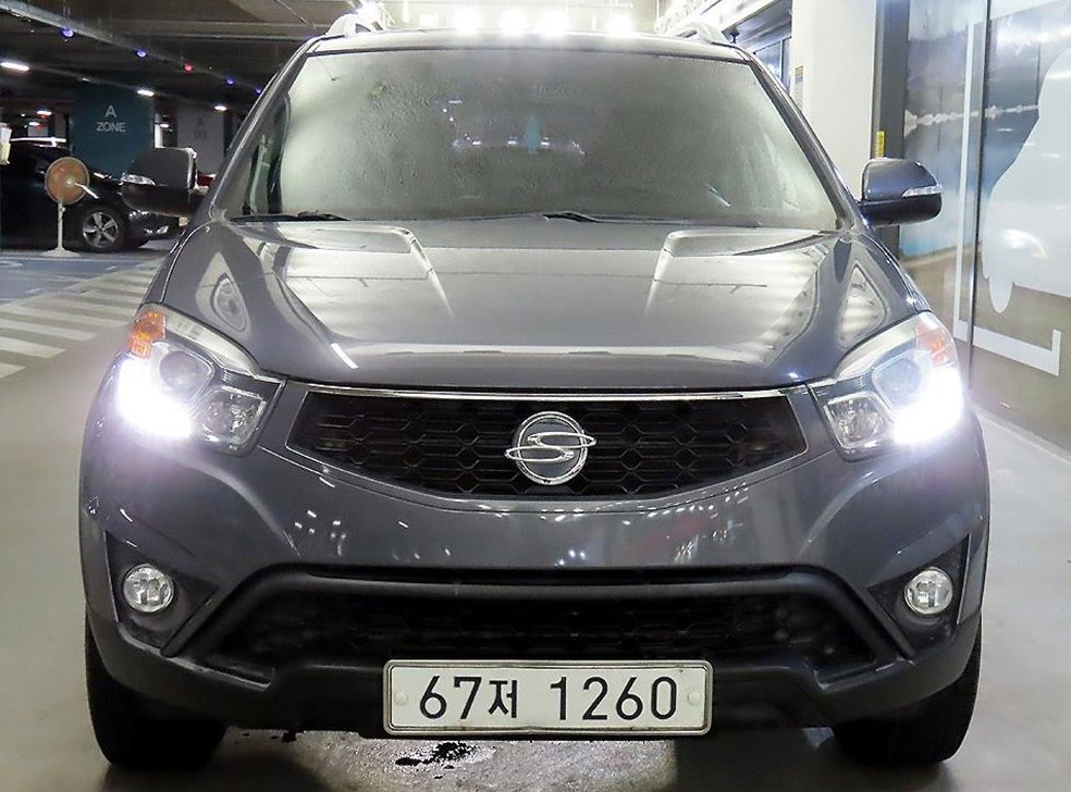KG모빌리티(쌍용)  코란도 2WD 2.0 RX 사진 2