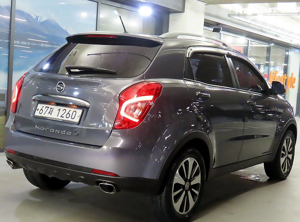 KG모빌리티(쌍용)  코란도 2WD 2.0 RX 사진 4