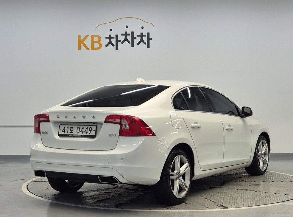 볼보 S60 D4 사진 2