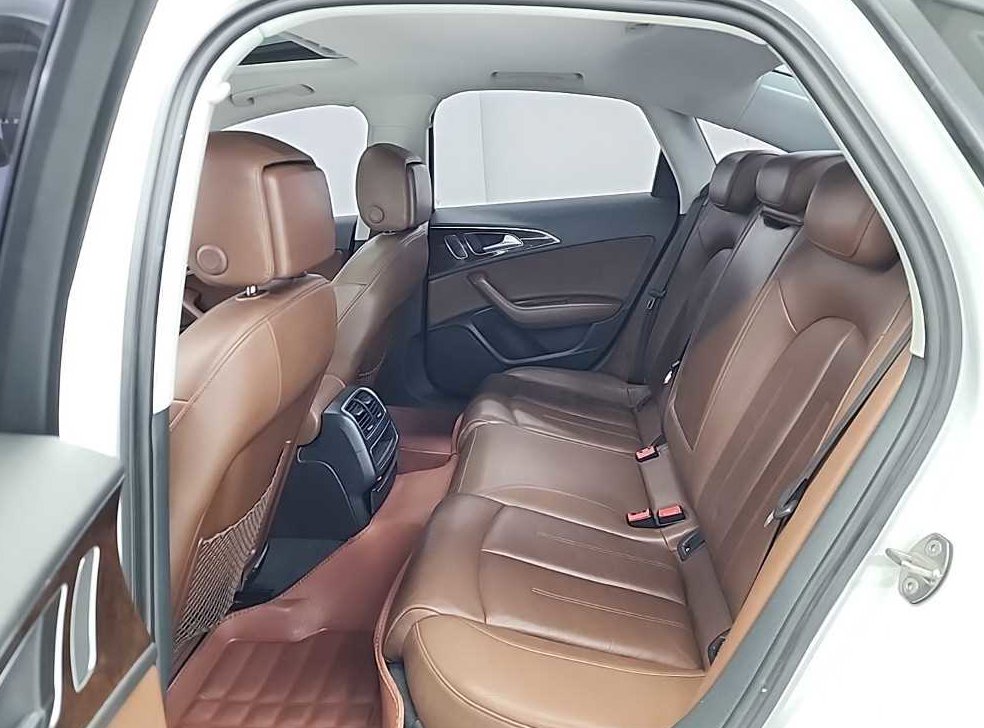 아우디 A6 2.0 TDI 사진 12