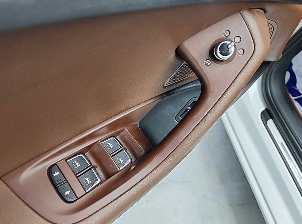 아우디 A6 2.0 TDI 사진 19