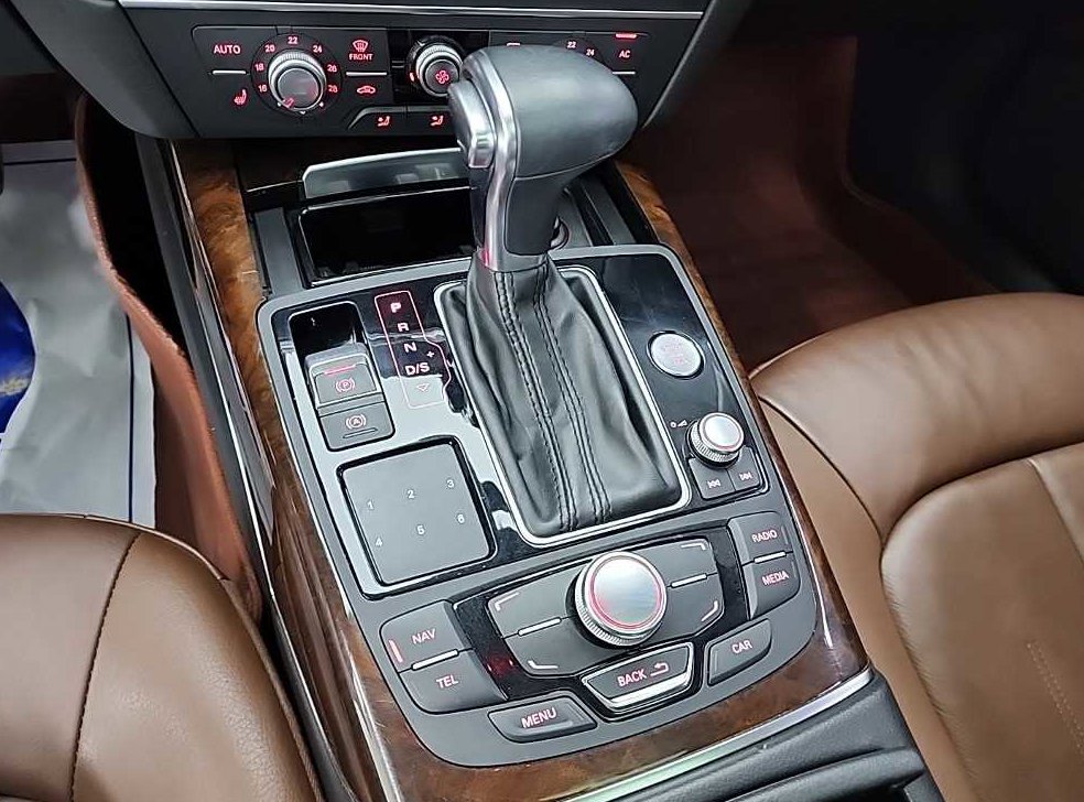 아우디 A6 2.0 TDI 사진 8