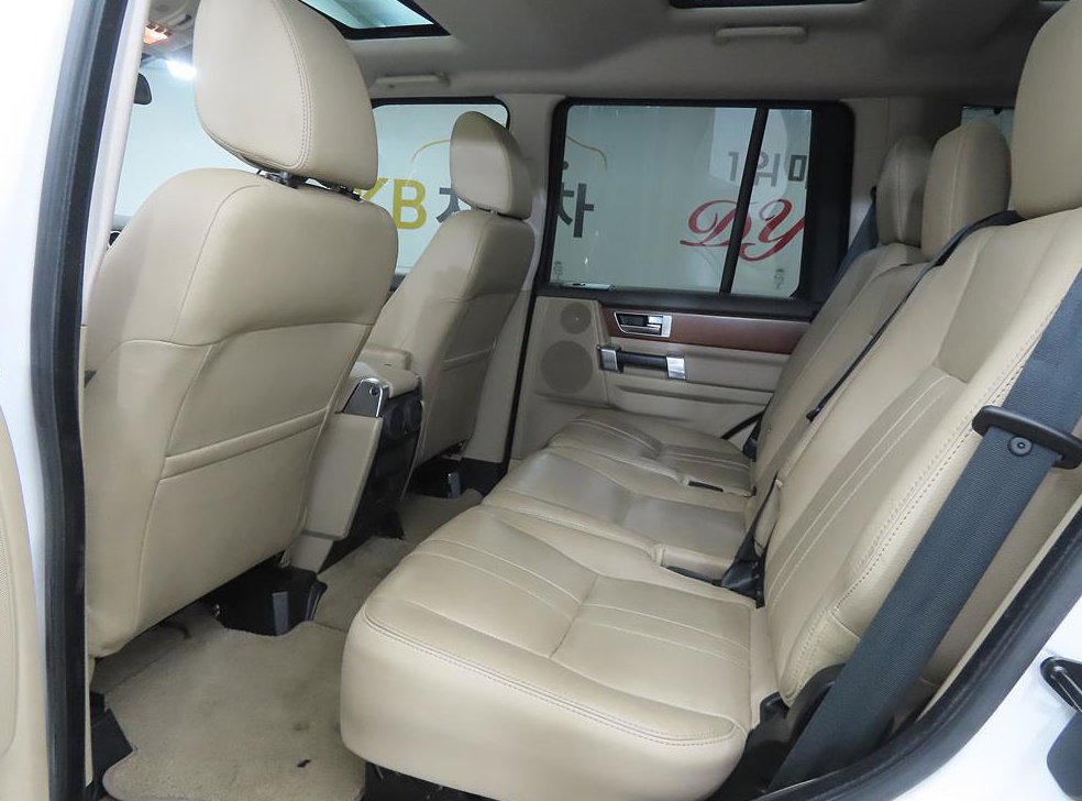 랜드로버 디스커버리 3.0 SDV6 SE 사진 6