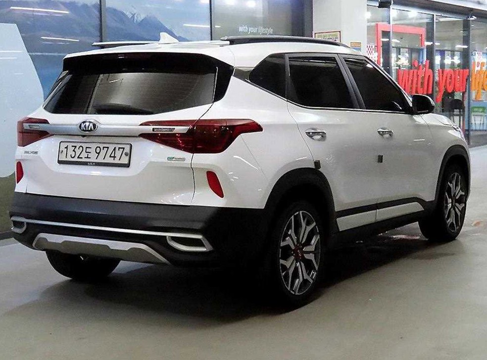 기아 셀토스 디젤 1.6 2WD 사진 4