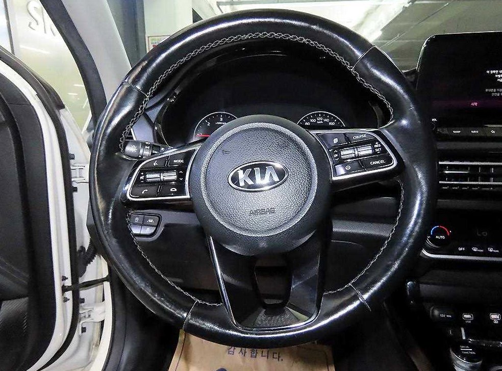 기아 셀토스 디젤 1.6 2WD 사진 8