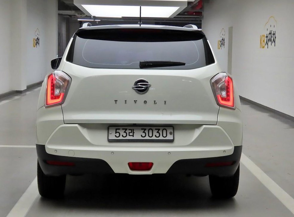 KG모빌리티(쌍용)  티볼리 가솔린 2WD 1.6 VX 사진 3