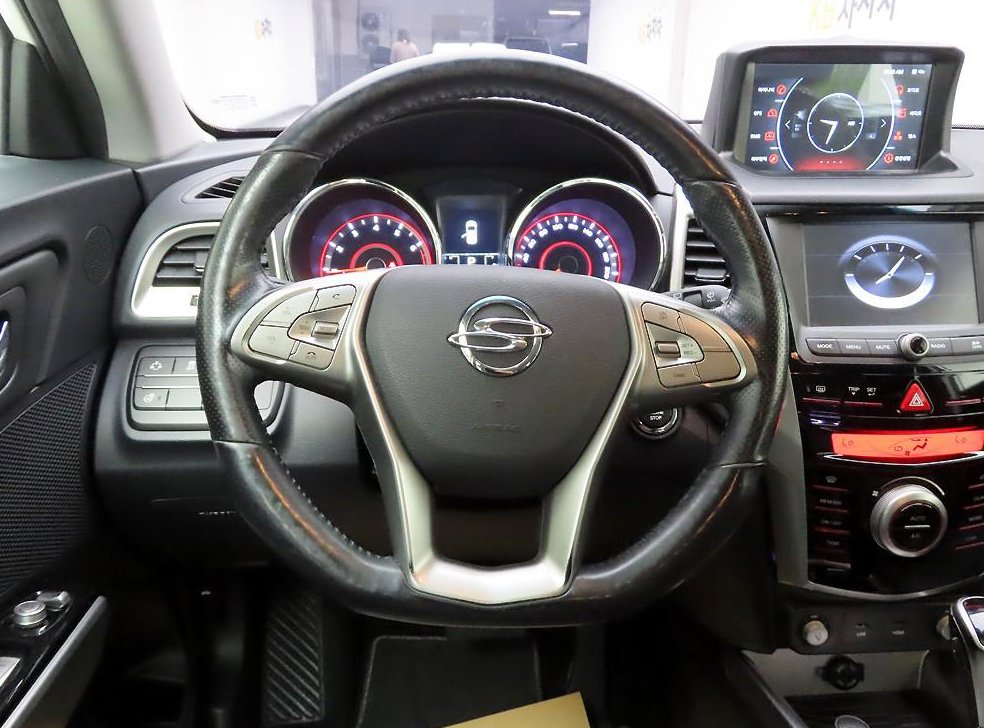 KG모빌리티(쌍용)  티볼리 가솔린 2WD 1.6 VX 사진 7