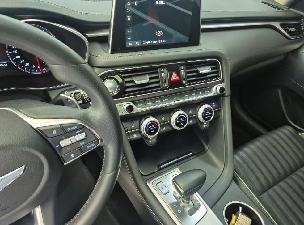 제네시스 G70 2.0T AWD 사진 9