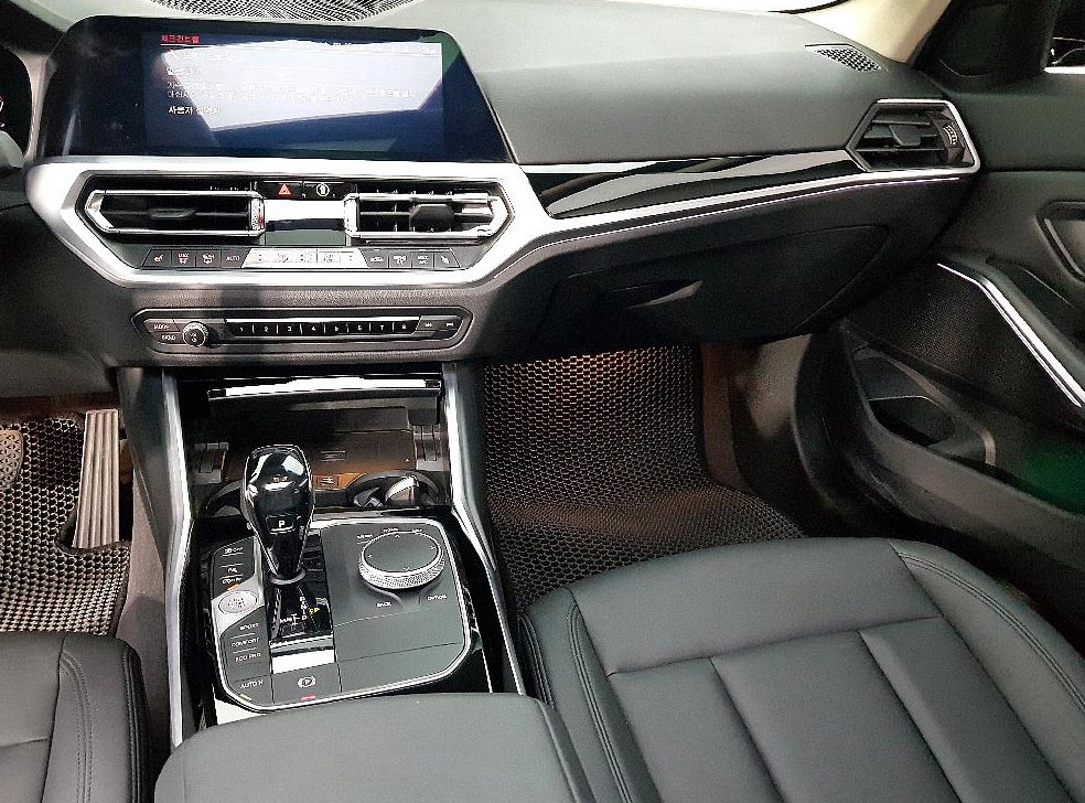 BMW 3시리즈 320d 사진 10