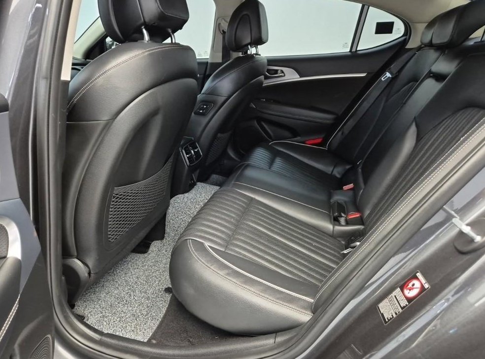 제네시스 G70 2.0T AWD 사진 12