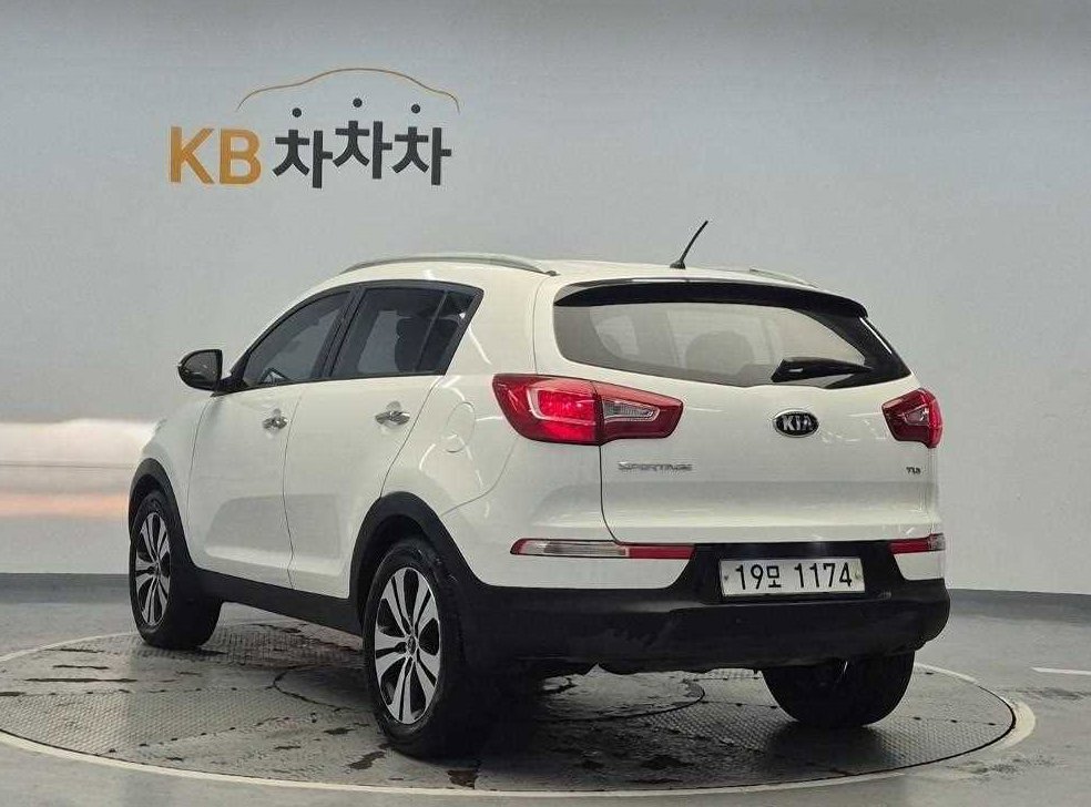 기아 스포티지 2WD TLX 사진 2