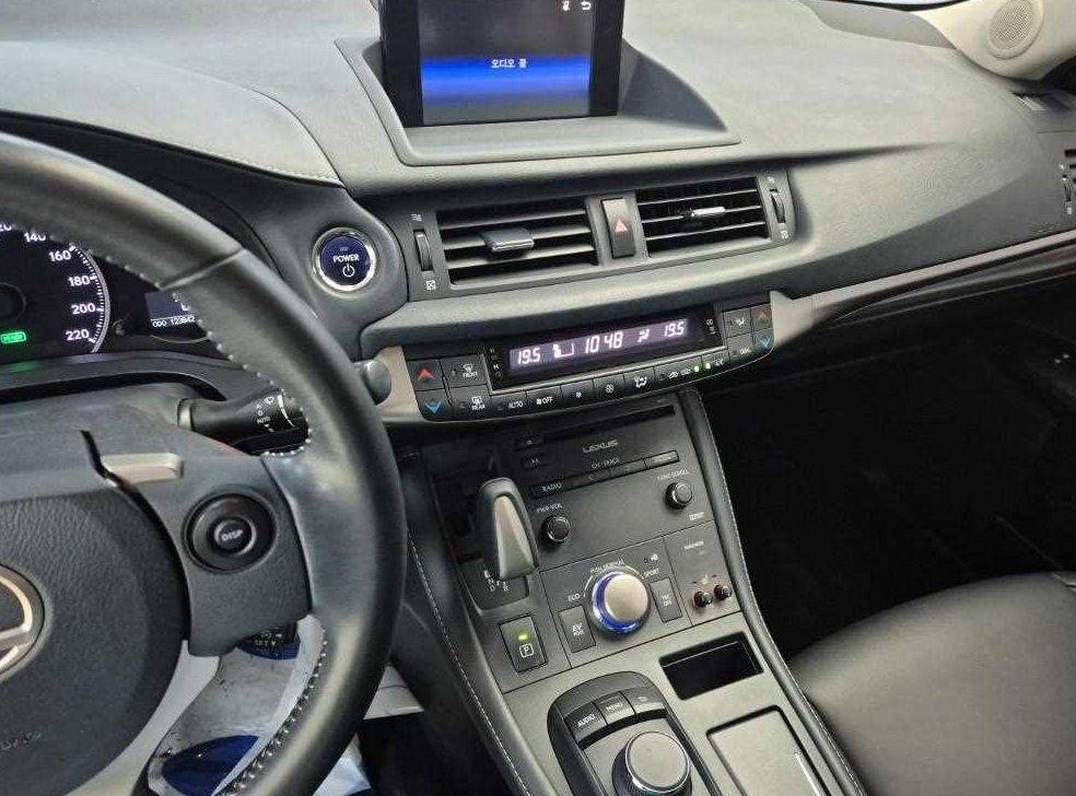 렉서스 CT CT200H 사진 10