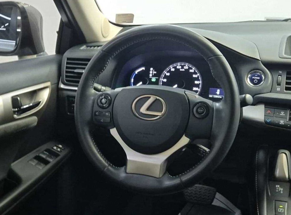 렉서스 CT CT200H 사진 9