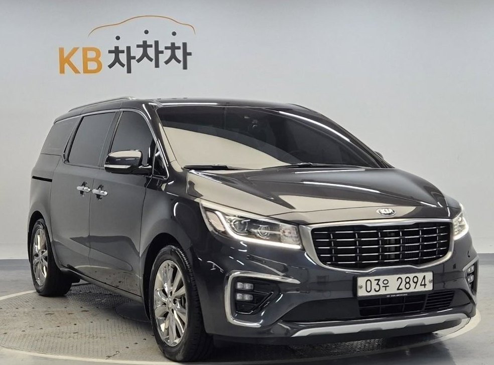 기아 카니발 디젤 9인승 프레스티지 사진 4