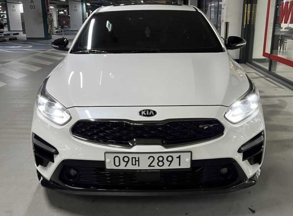 기아 K3 5도어 GT 플러스 사진 2