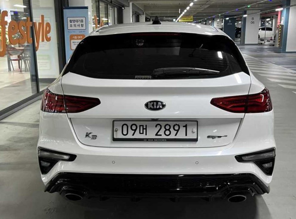 기아 K3 5도어 GT 플러스 사진 5