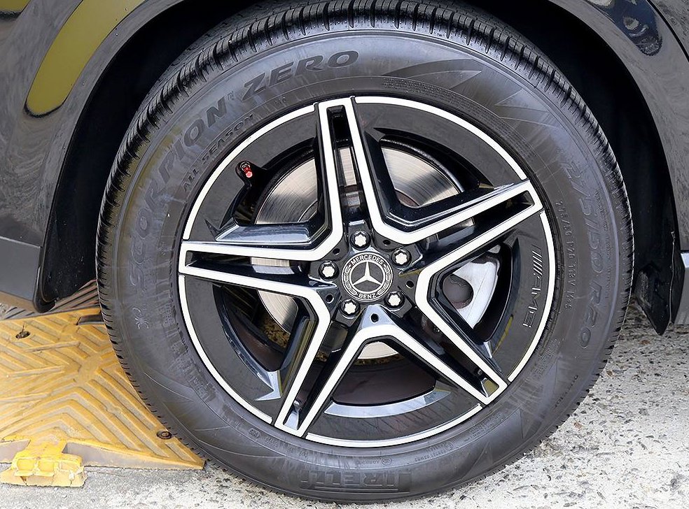 벤츠 GLE 클래스 GLE 400d 4MATIC 쿠페 사진 19