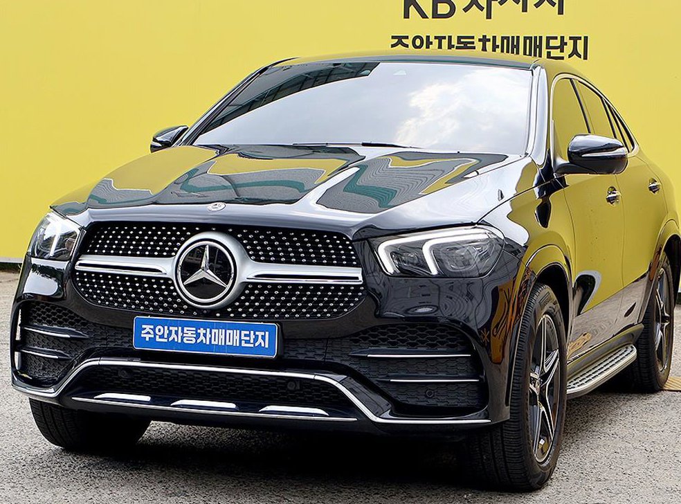 벤츠 GLE 클래스 GLE 400d 4MATIC 쿠페 사진 2