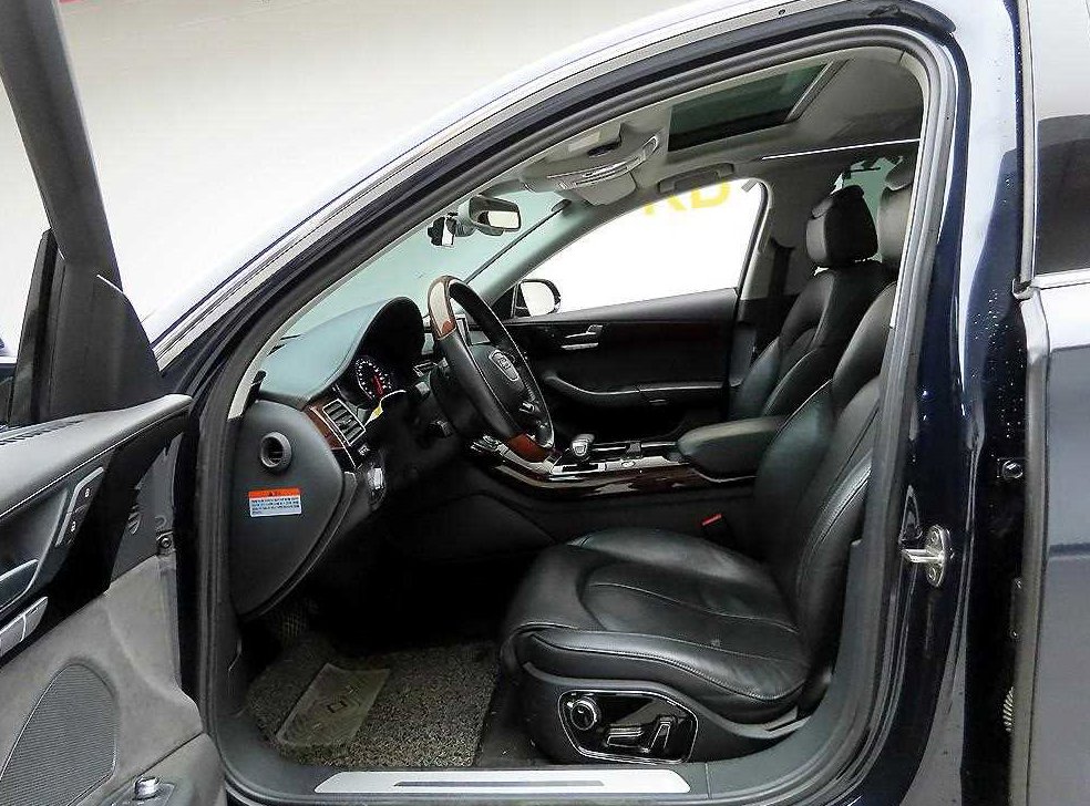 아우디 A8 3.0 TDI 콰트로 LWB 사진 13