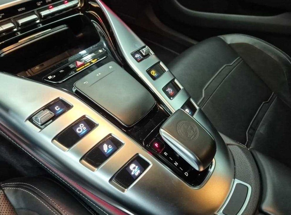 벤츠 AMG GT 4도어 43 4MATIC+ 사진 8