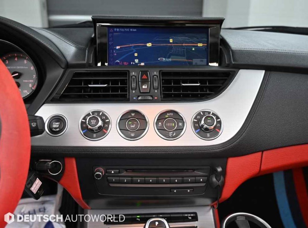 BMW Z4 sDrive 35is 사진 14