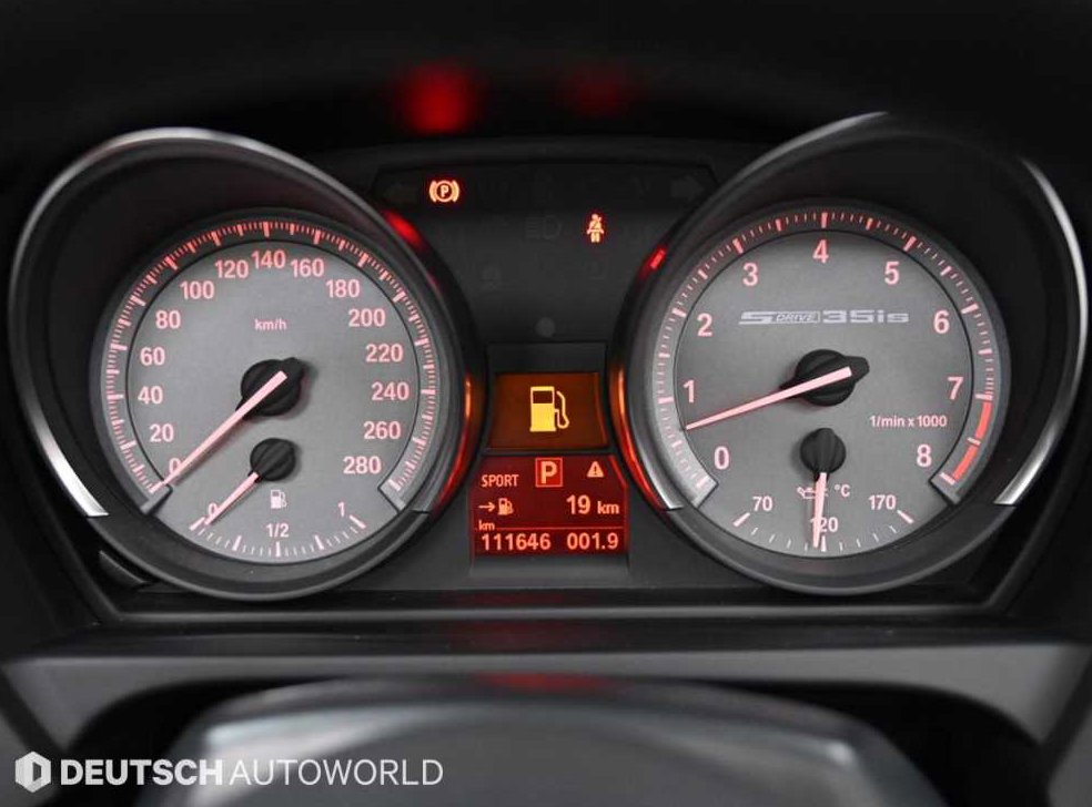 BMW Z4 sDrive 35is 사진 8