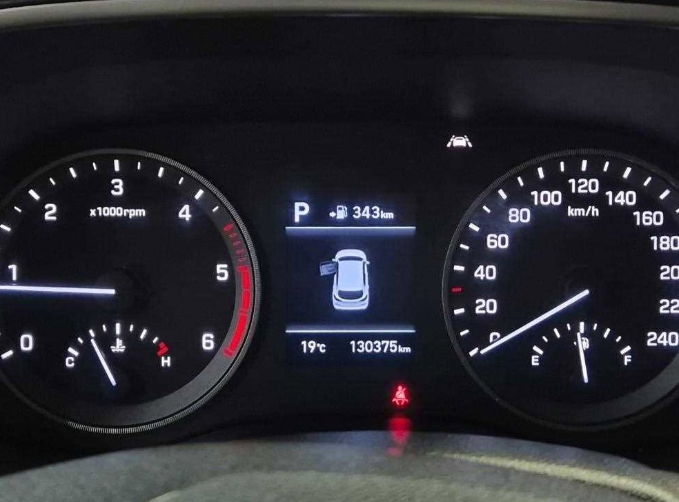 현대 투싼 디젤 1.6 2WD 사진 6