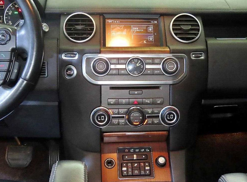 랜드로버 디스커버리 3.0 SDV6 HSE 사진 11
