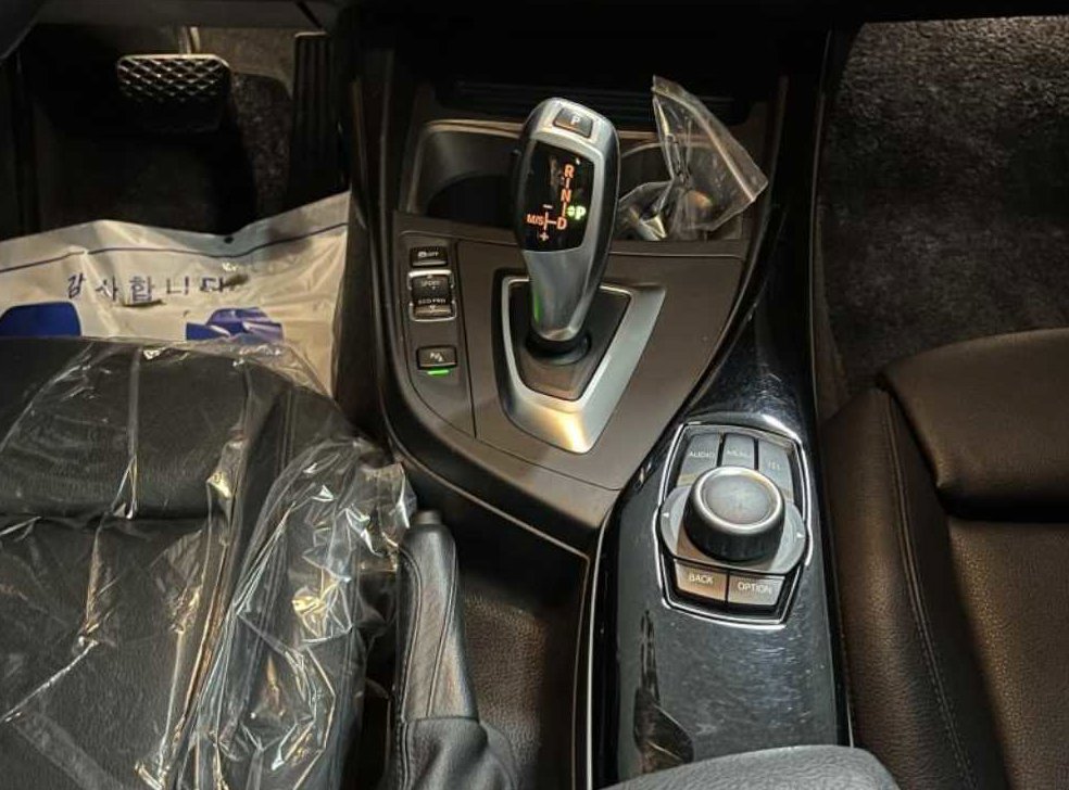 BMW 1시리즈 118d 스포츠 사진 10