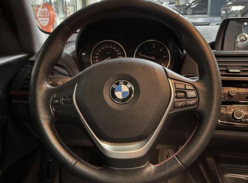 BMW 1시리즈 118d 스포츠 사진 11