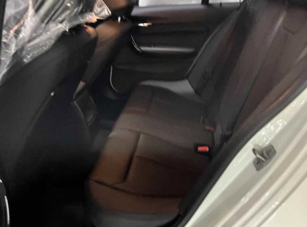 BMW 1시리즈 118d 스포츠 사진 7