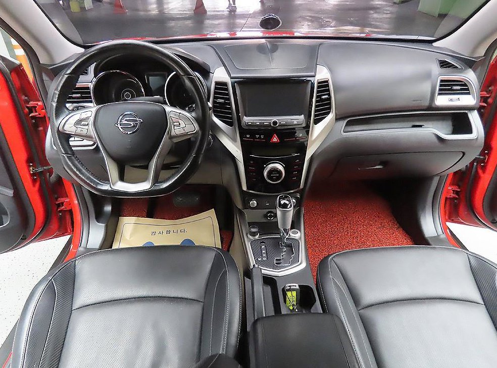 KG모빌리티(쌍용)  티볼리 디젤 2WD 1.6 LX 사진 11