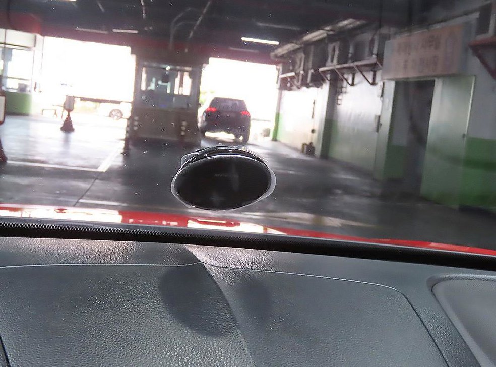KG모빌리티(쌍용)  티볼리 디젤 2WD 1.6 LX 사진 15