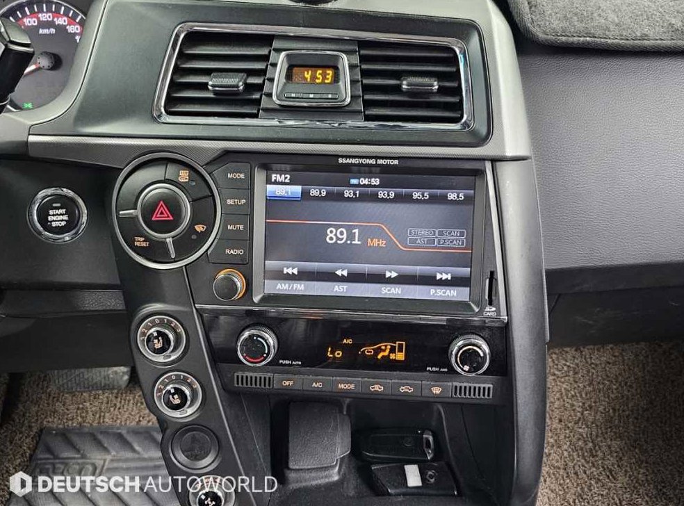 KG모빌리티(쌍용)  코란도 CX7(4WD) 사진 14