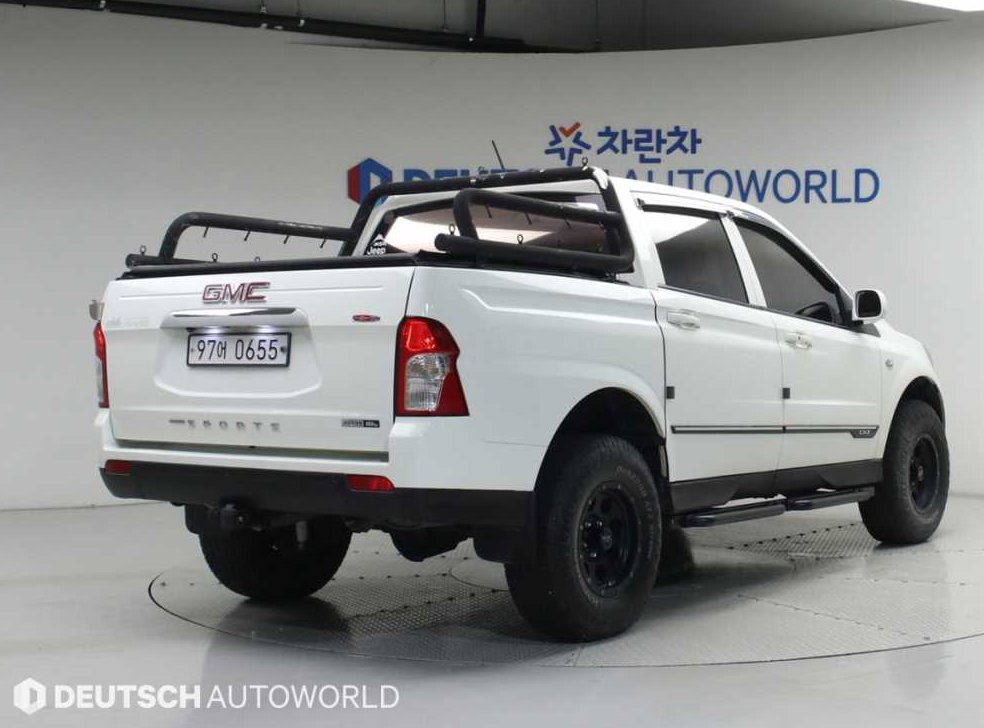 KG모빌리티(쌍용)  코란도 CX7(4WD) 사진 2
