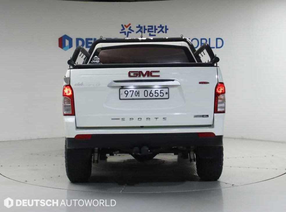 KG모빌리티(쌍용)  코란도 CX7(4WD) 사진 4