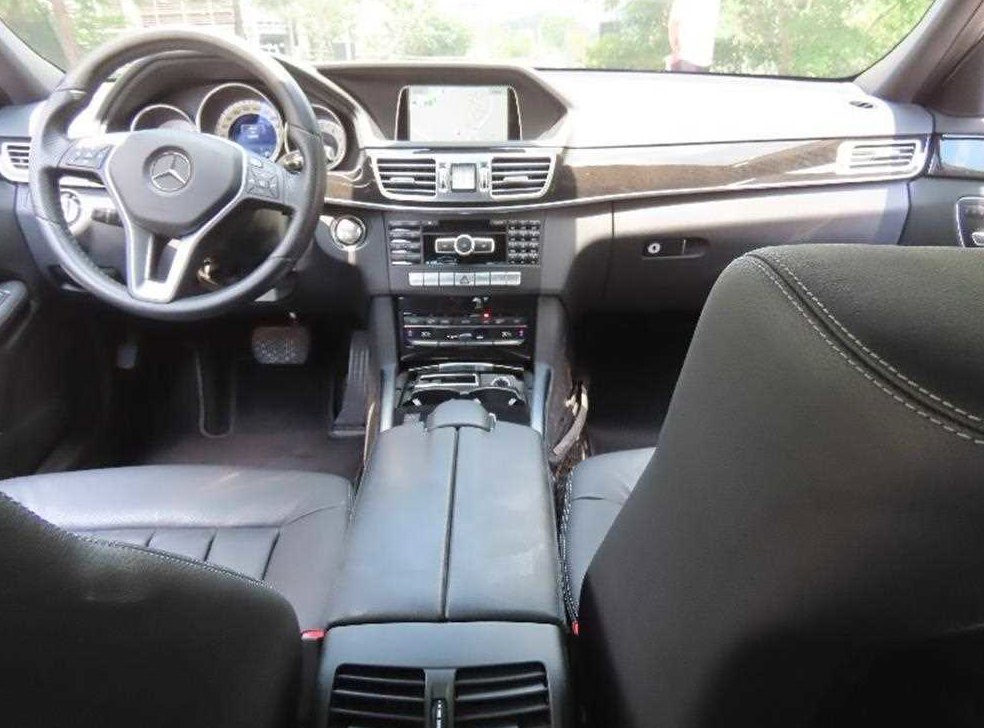 벤츠 E 클래스 E300 4MATIC 아방가르드 사진 15
