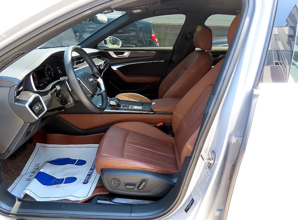 아우디 A6 45 TFSI 사진 5