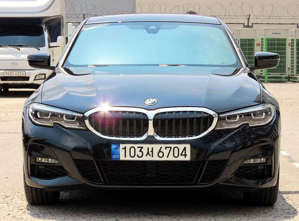BMW 3시리즈 320e M 스포츠