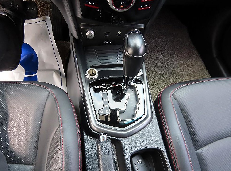 KG모빌리티(쌍용)  티볼리 2WD 가솔린 1.6 RX 사진 10